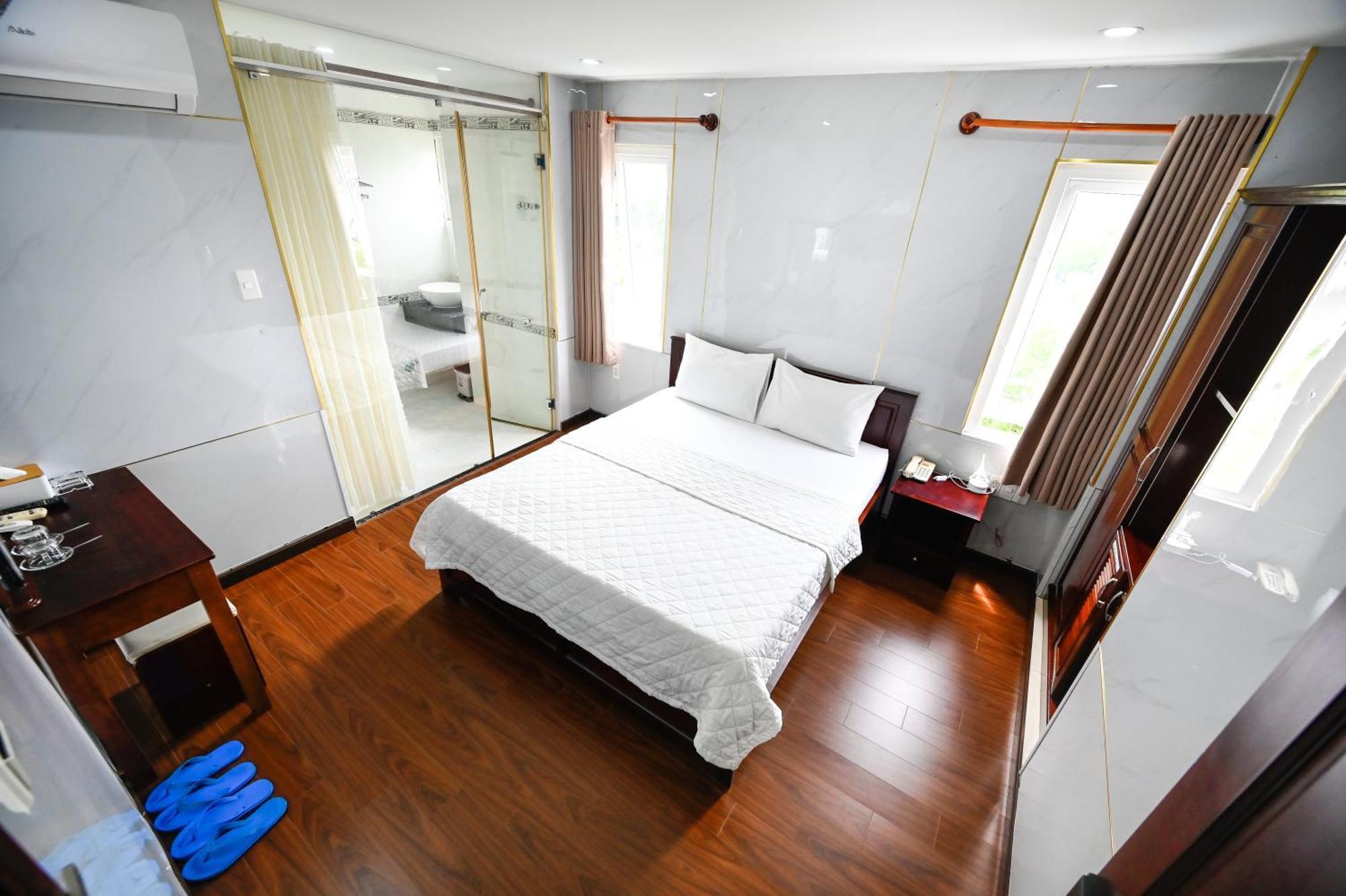 Hotel Gia Hoa Airport Ho Chi Minh City