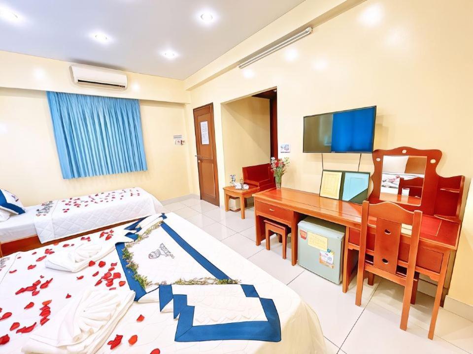 Hotel Khach San Hanh Long Ho Chi Minh City