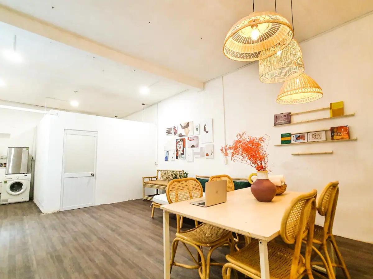 Saigon Hideout New World View Căn hộ TP. Hồ Chí Minh