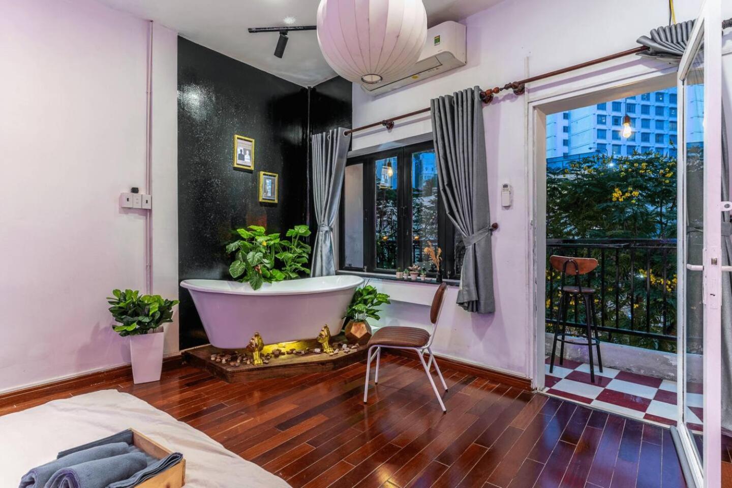 Saigon Hideout New World View Căn hộ