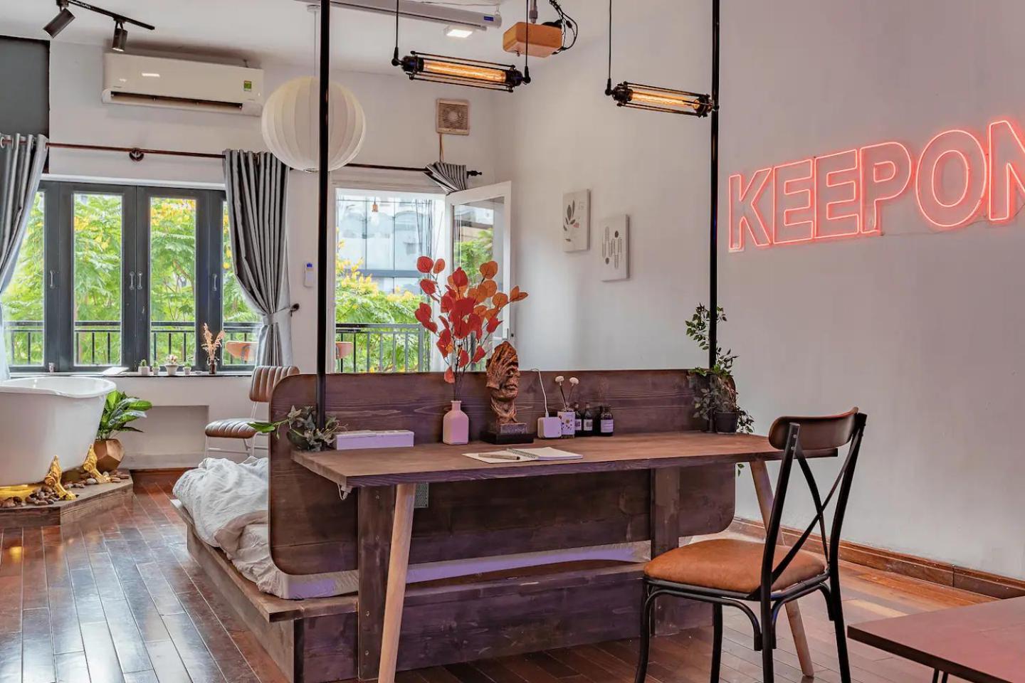 Saigon Hideout New World View Căn hộ