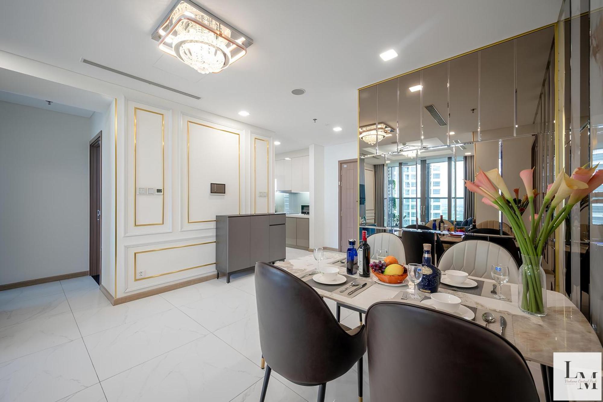 Landmark Center Apartment *
