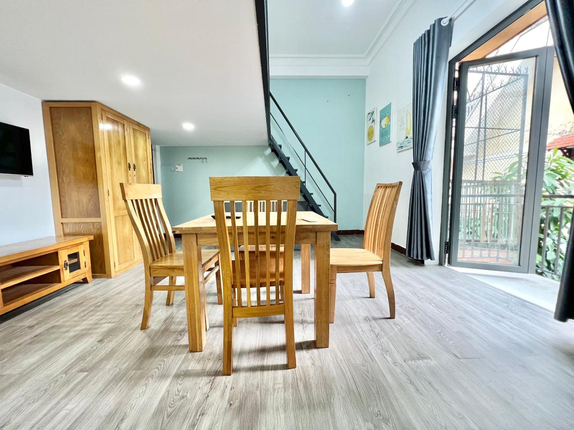 Halo Serviced Apartment *