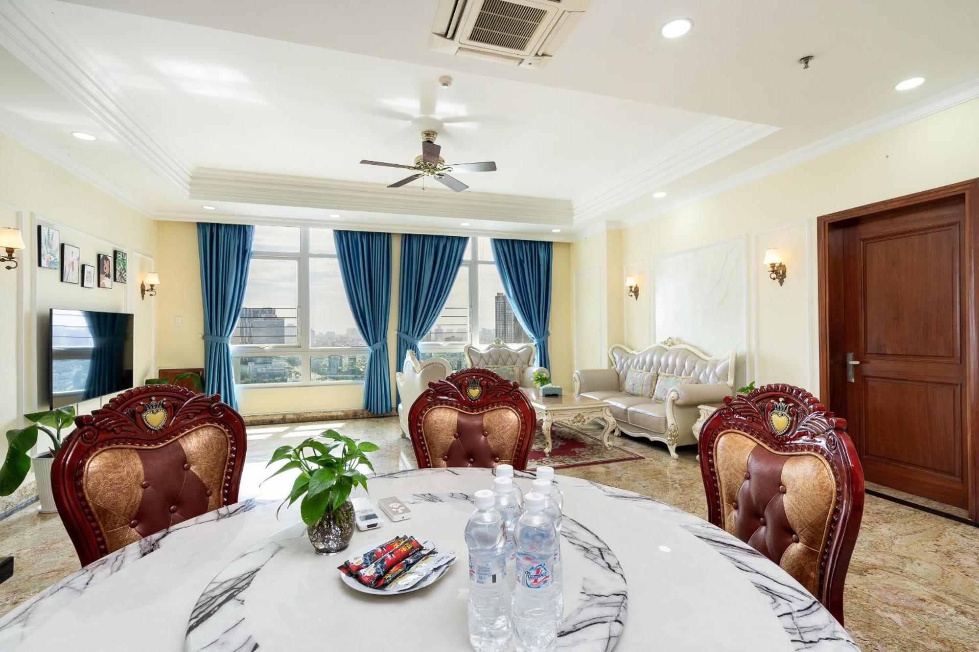 Tracy Ben Thanh Tower Apartment *