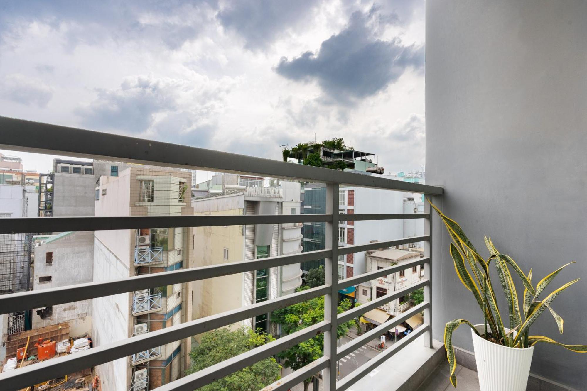 Tracy Ben Thanh Tower Apartment
