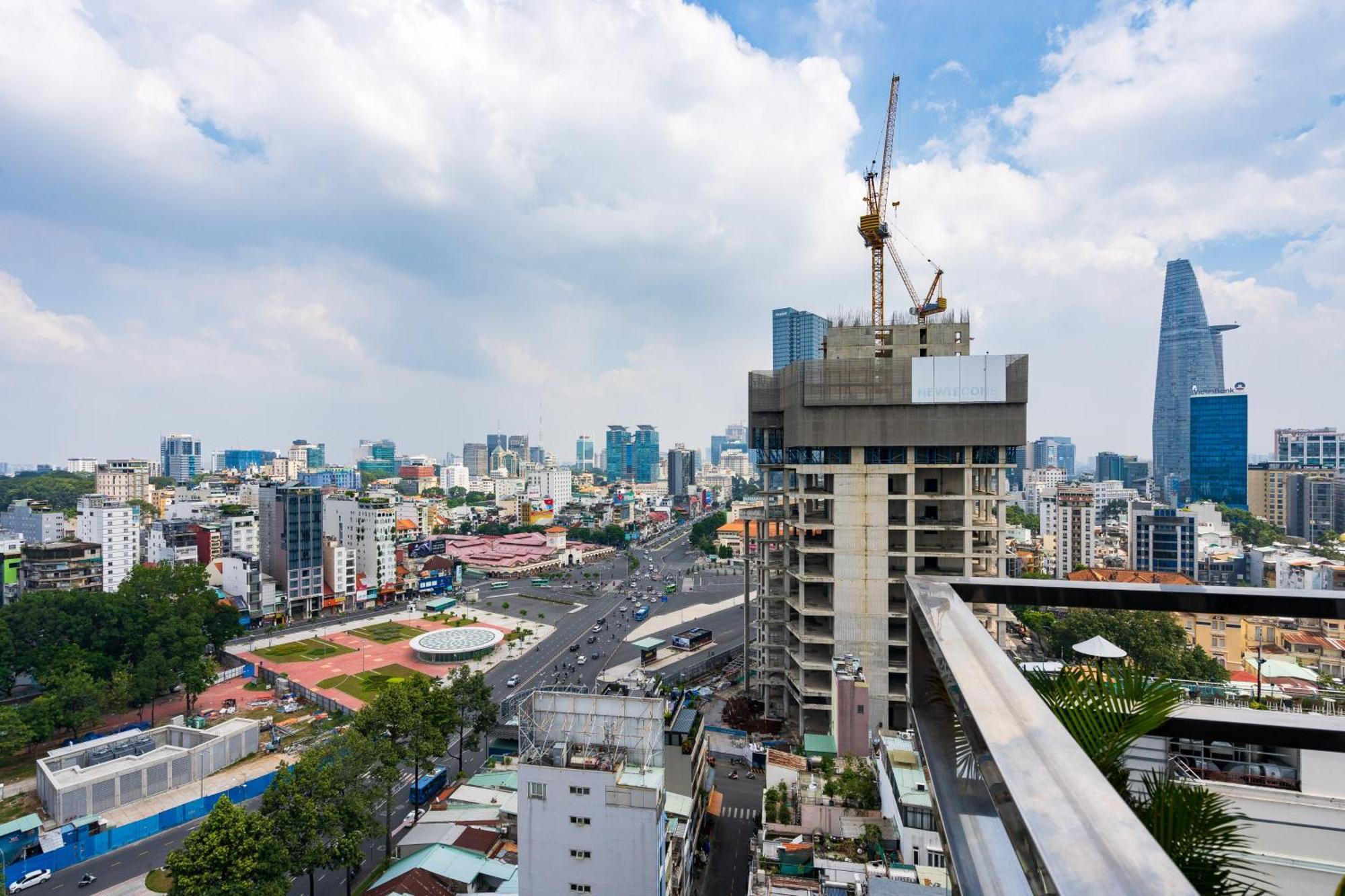 Tracy Ben Thanh Tower *