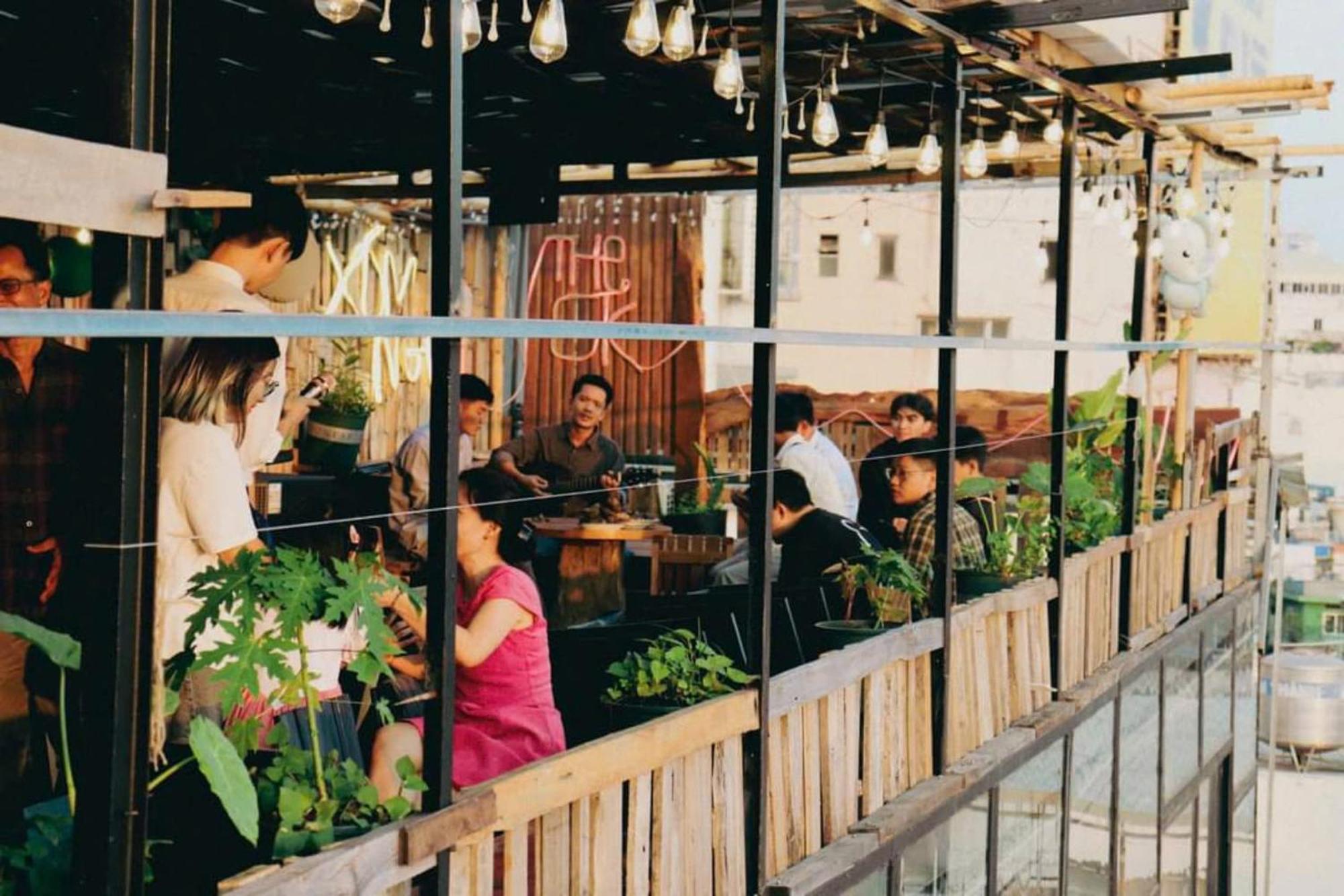 The Gk House: Eco-friendly Central With Rooftop Views * Ho Chi Minh City