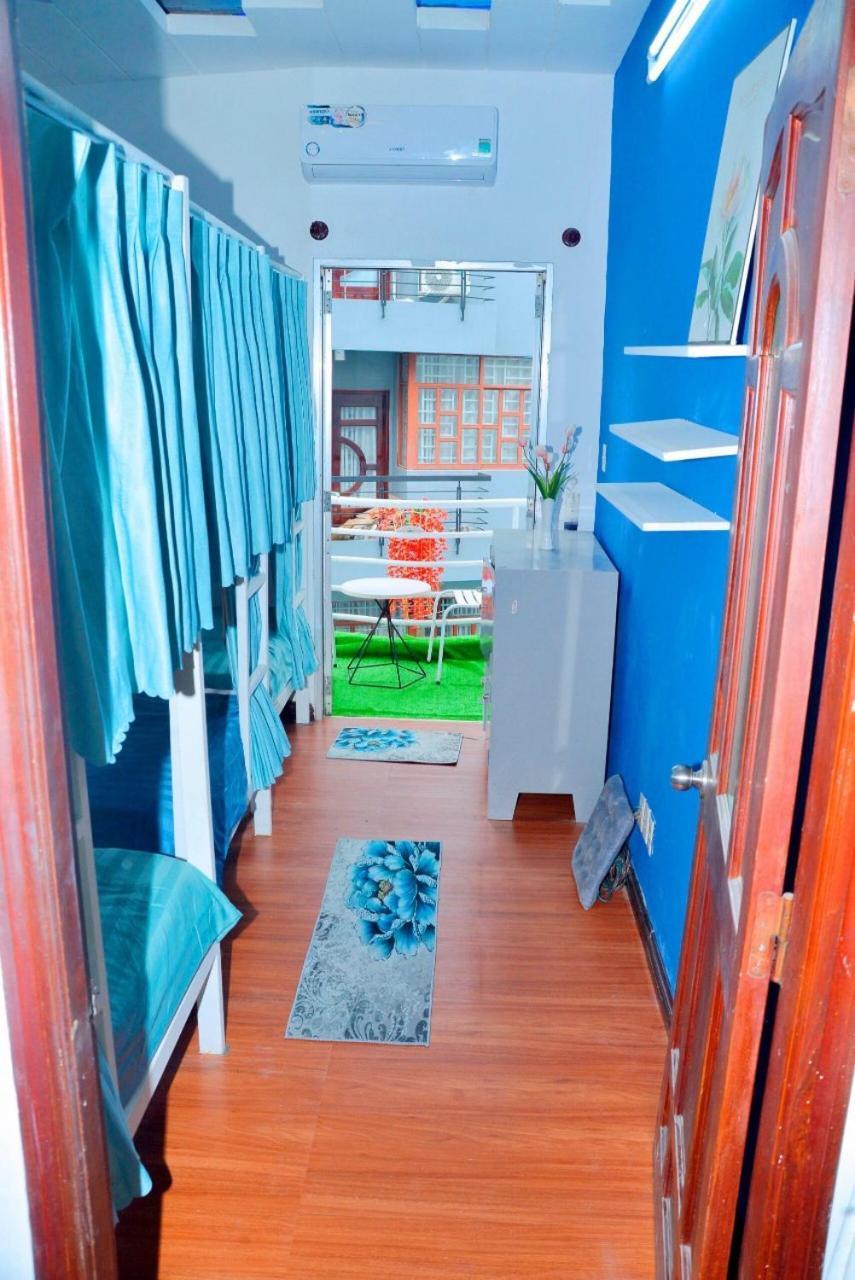 Sawa Capsule hotel