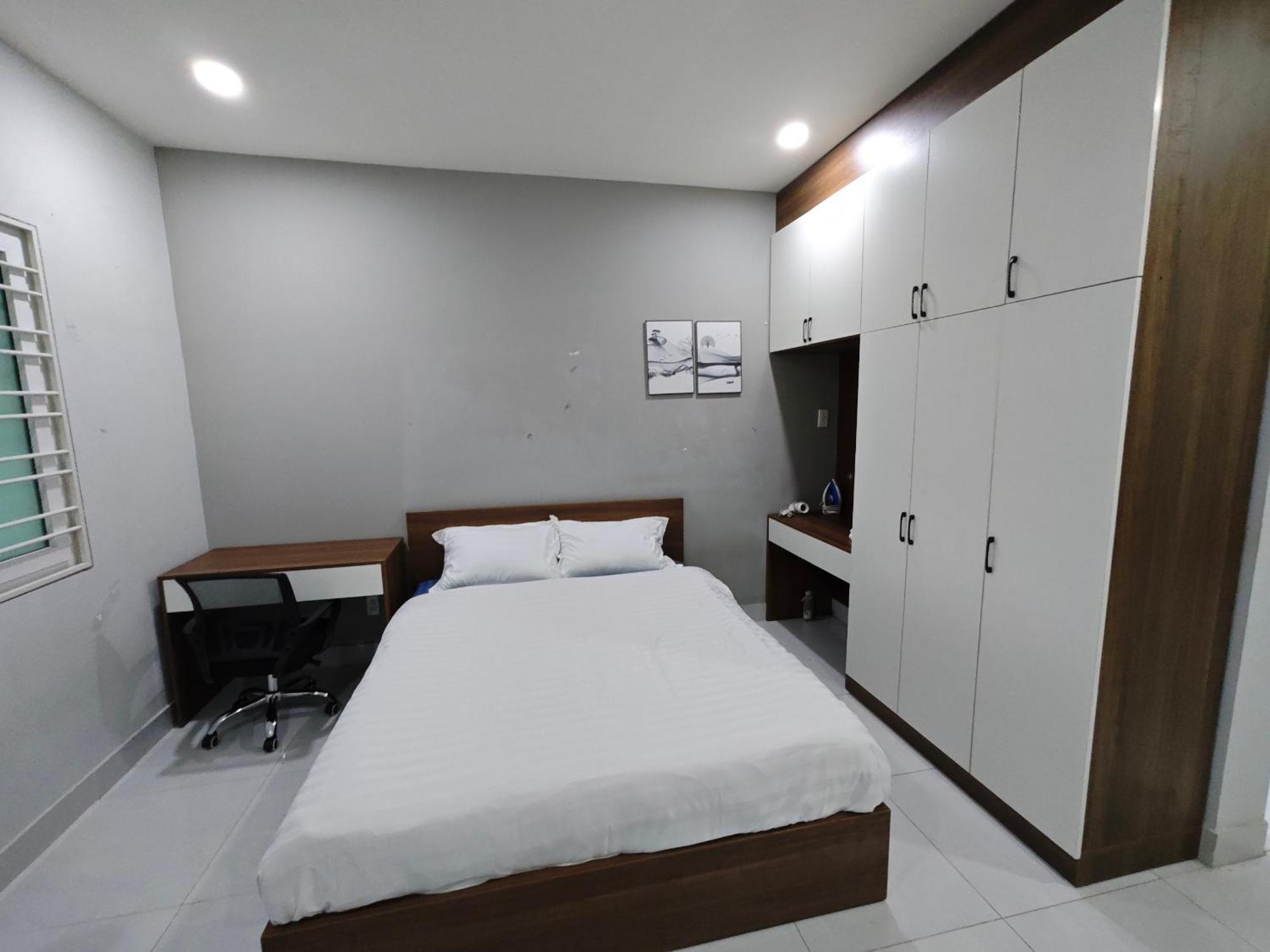 Dlux Bui Dinh Tuy