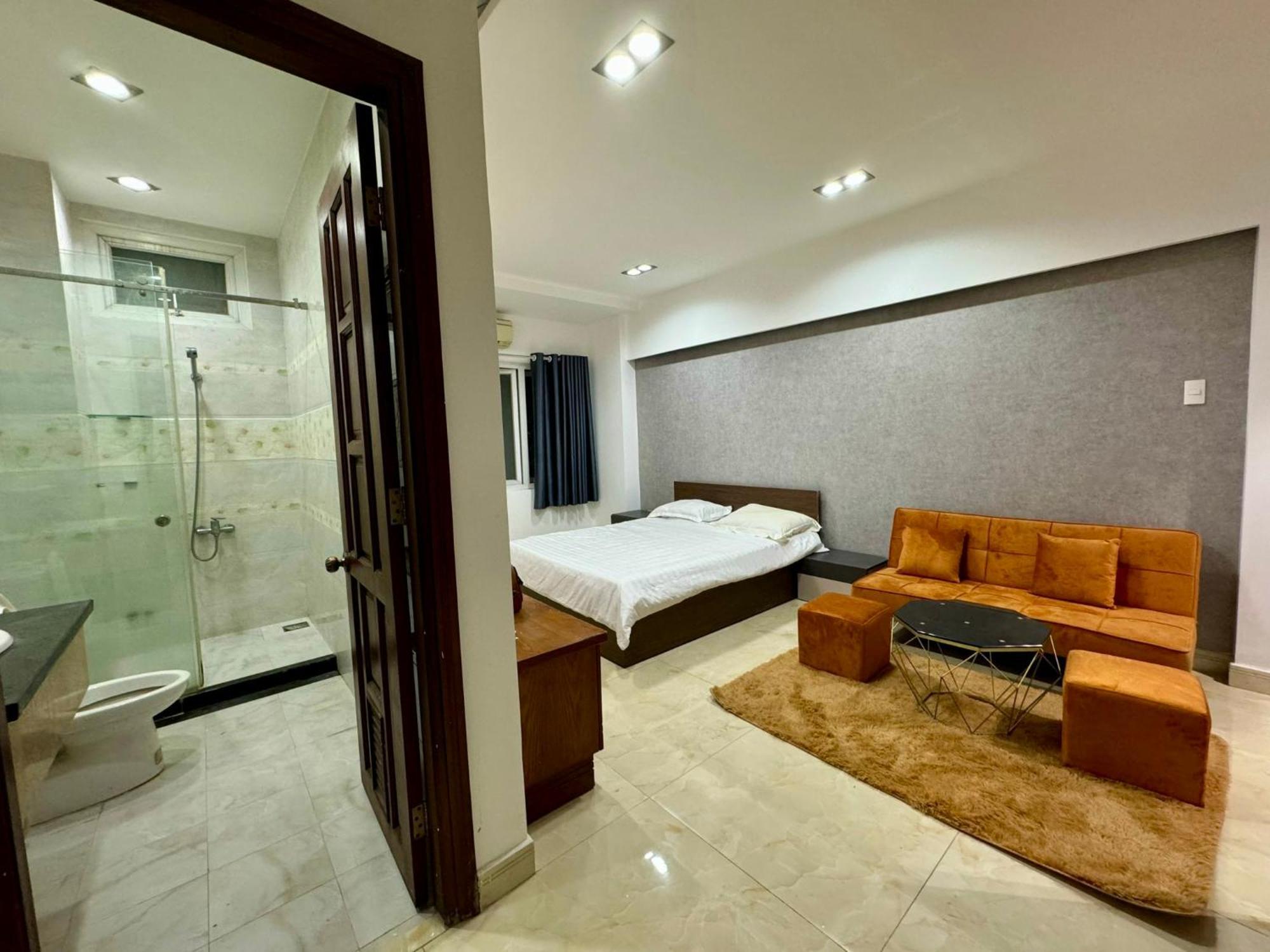 Dlux Giang Aparthotel *