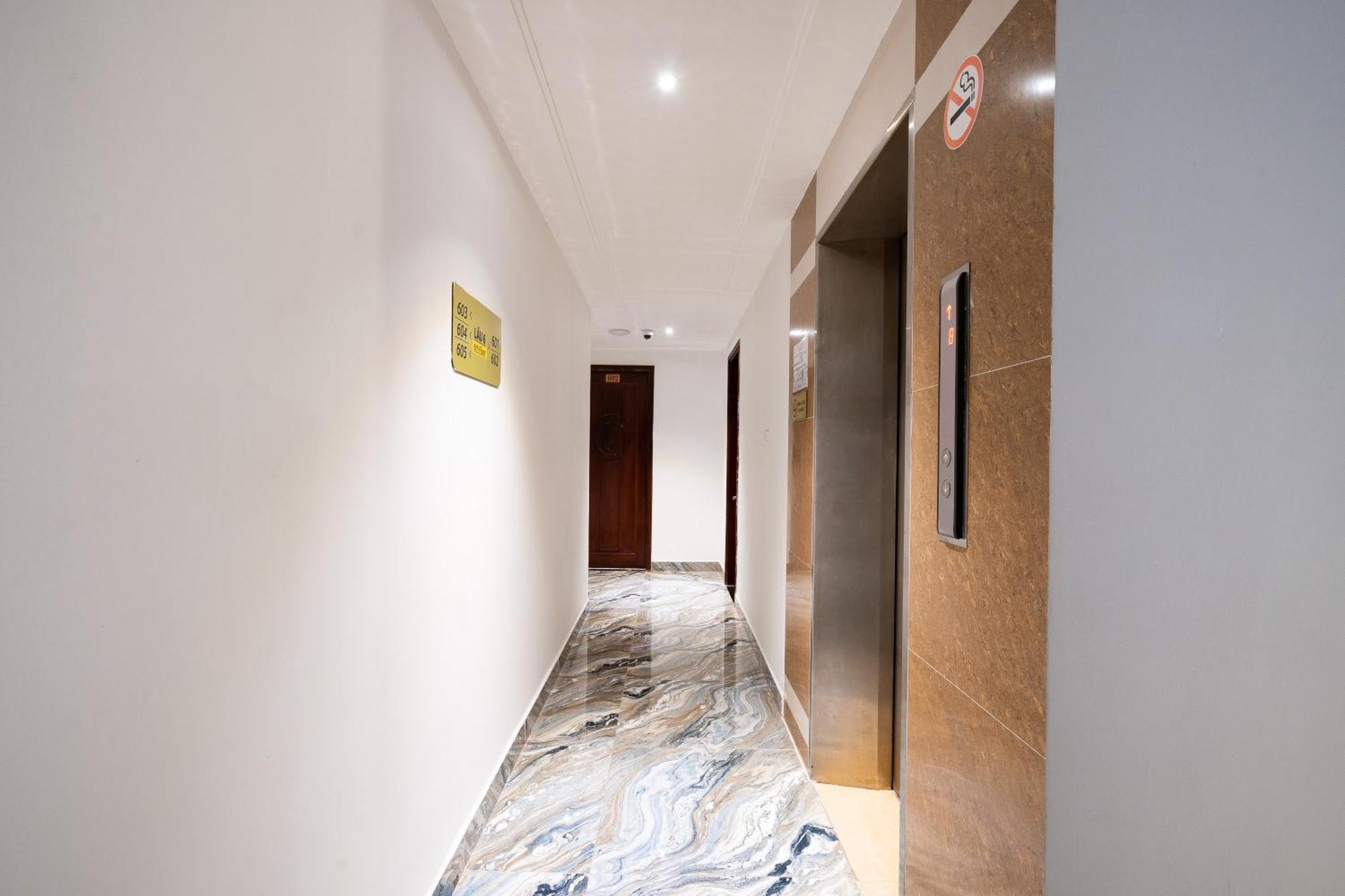 Nicecy Saigon 3*