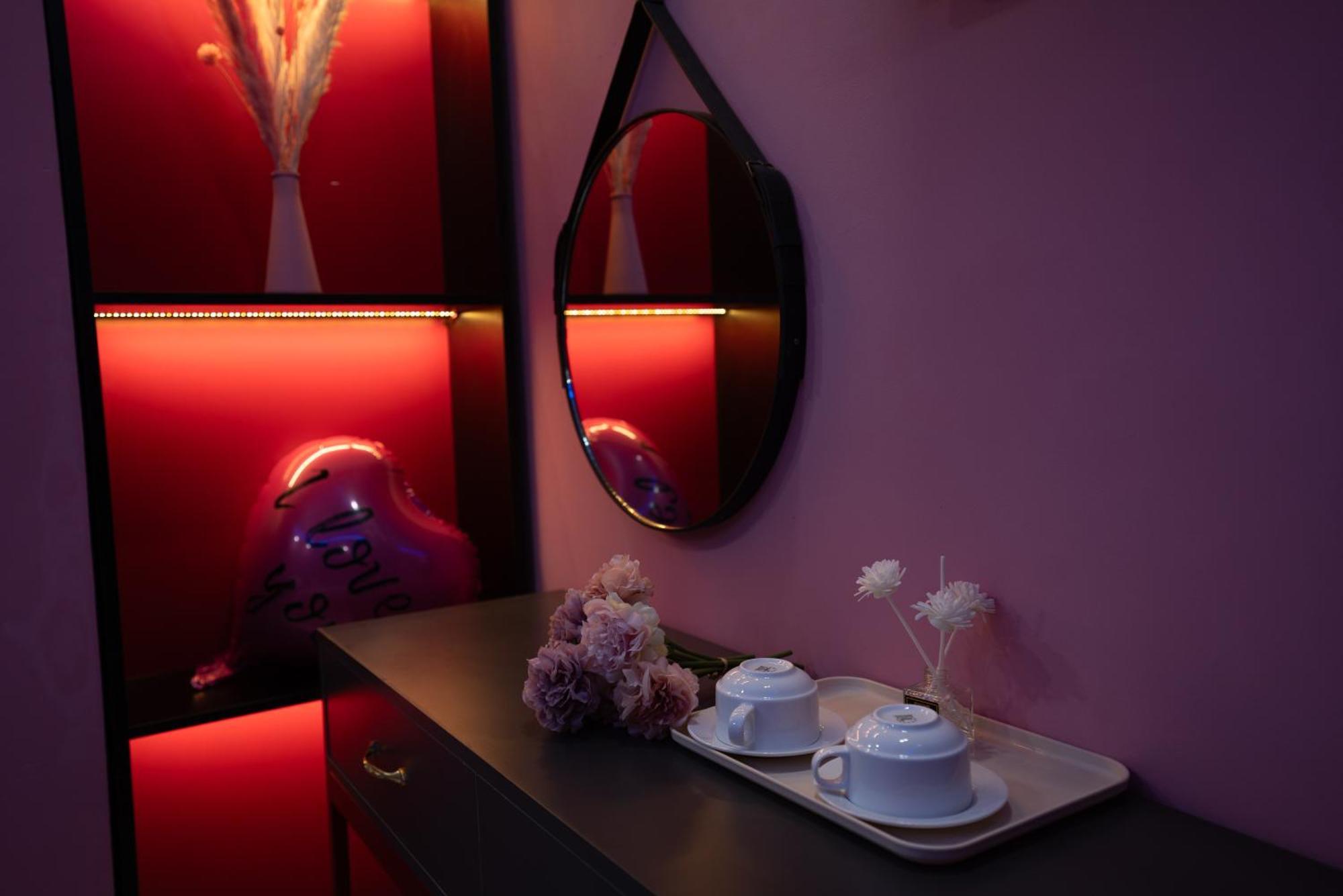 Hotel Eros - Phan Huy Ich 2*
