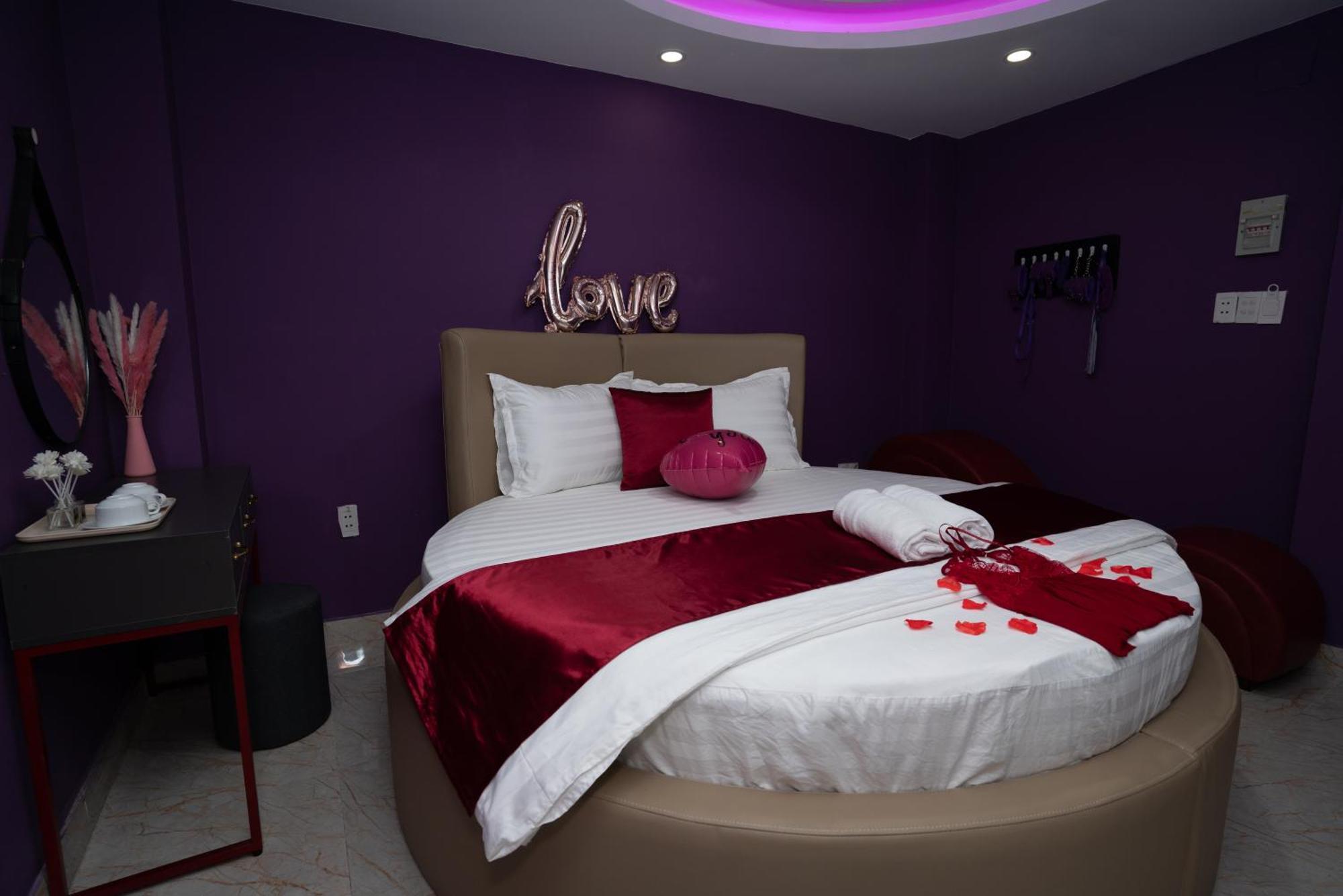 Hotel Eros - Phan Huy Ich 2*