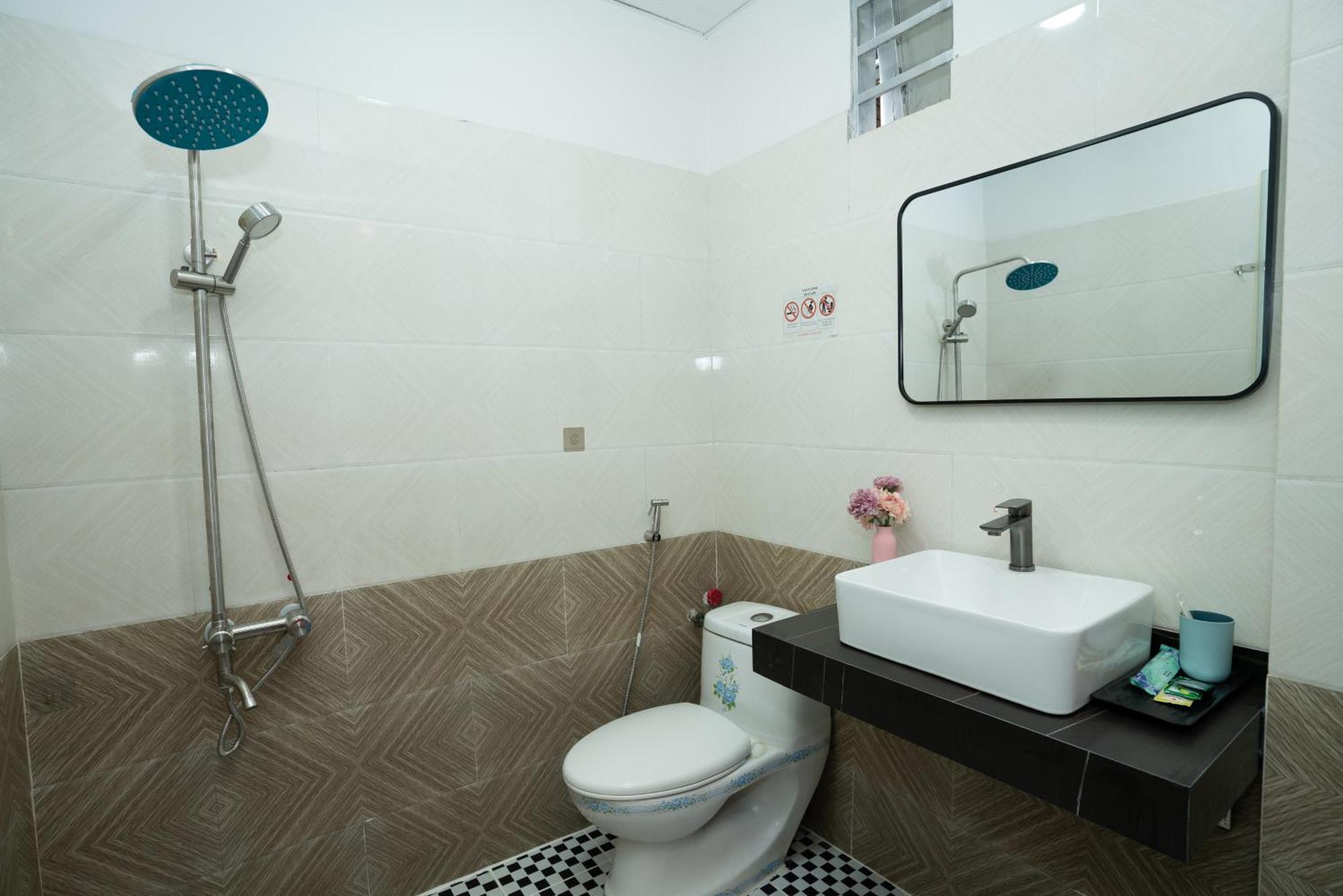 Eros - Phan Huy Ich Hotel Ho Chi Minh City