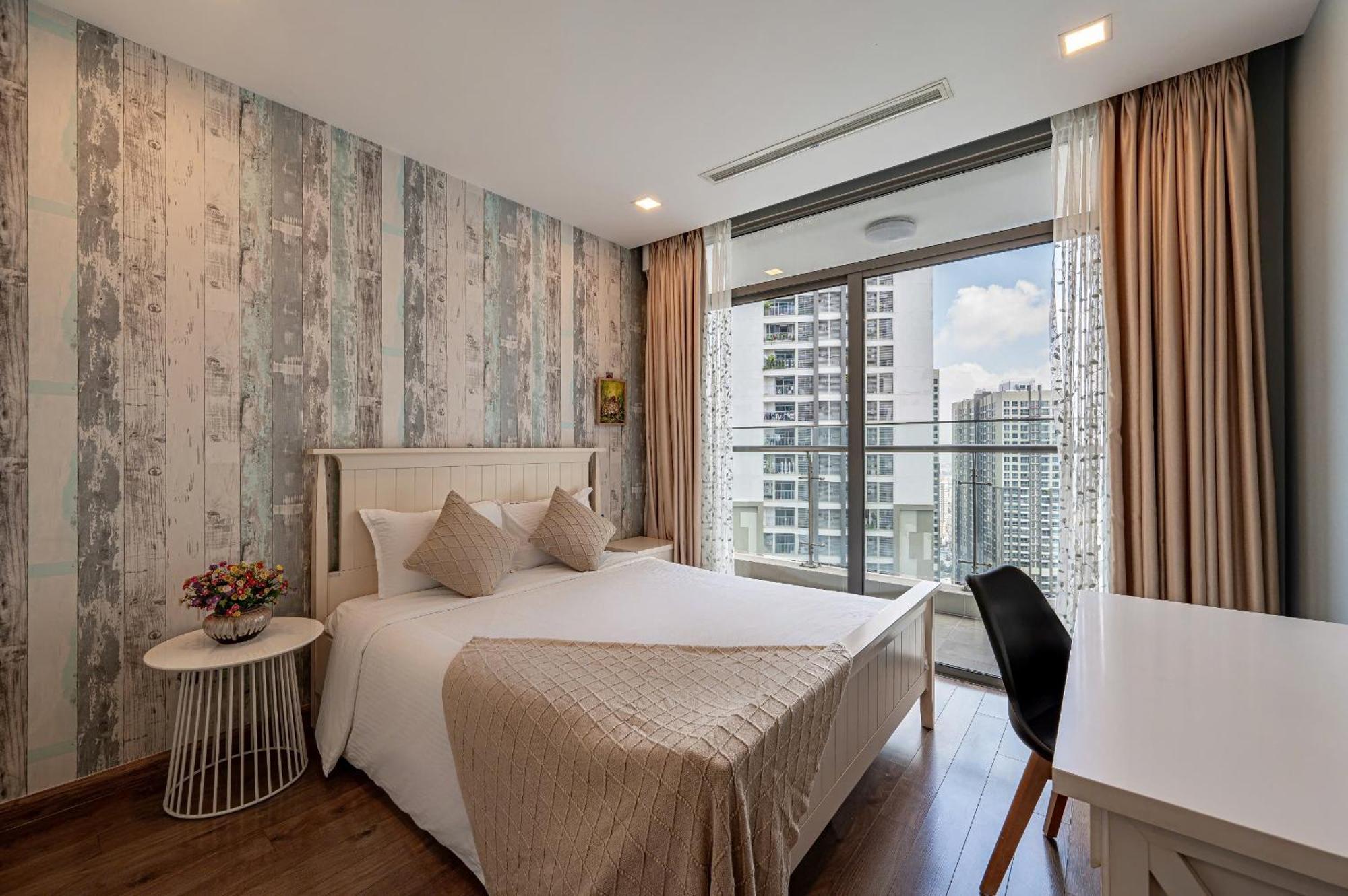 Apartment Urban Zen Saigon - Vinhomes Landmark 81
