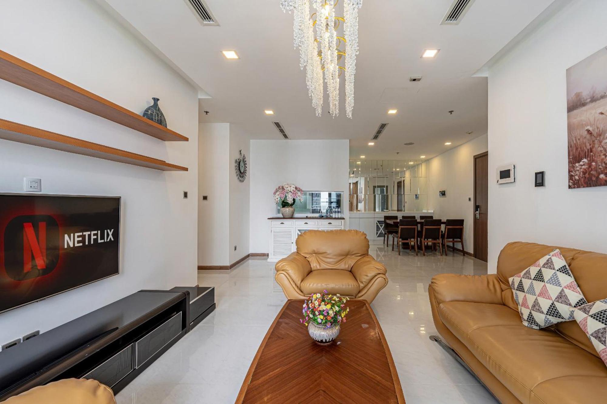 Urban Zen Saigon - Vinhomes Landmark 81 * Ho Chi Minh City