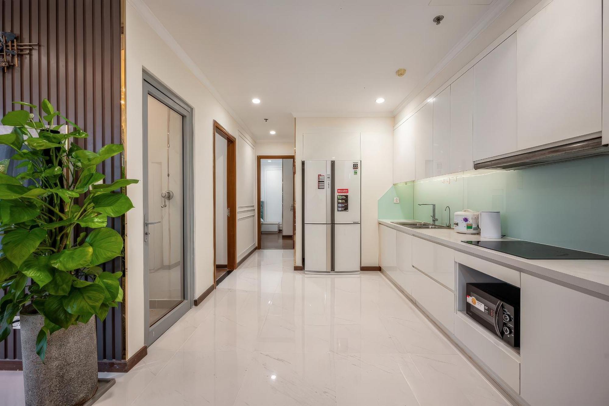 Urban Zen Saigon - Vinhomes Landmark 81 Apartment *
