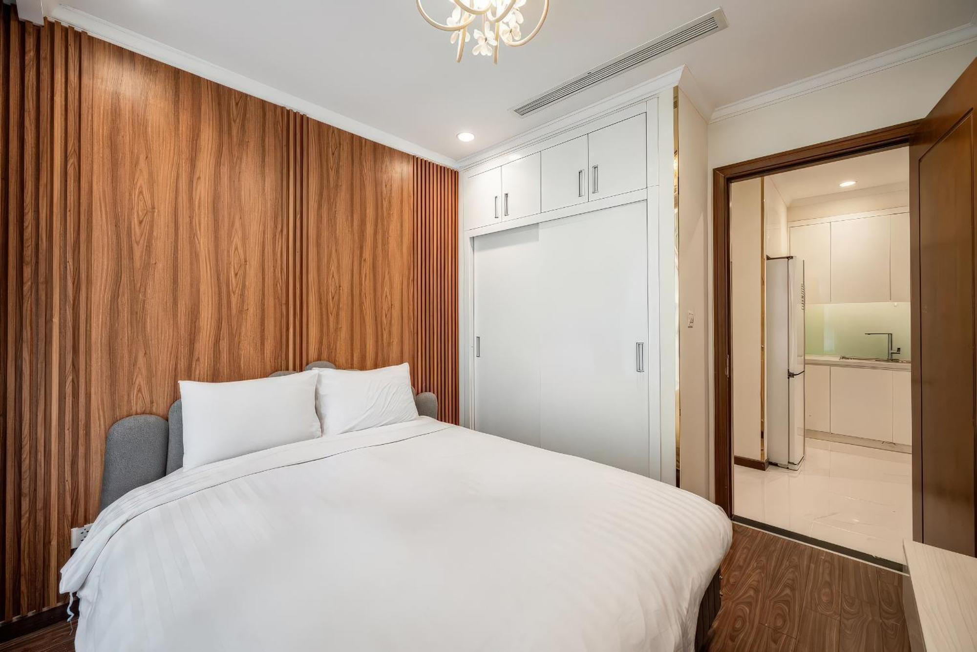 Urban Zen Saigon - Vinhomes Landmark 81 * Ho Chi Minh City