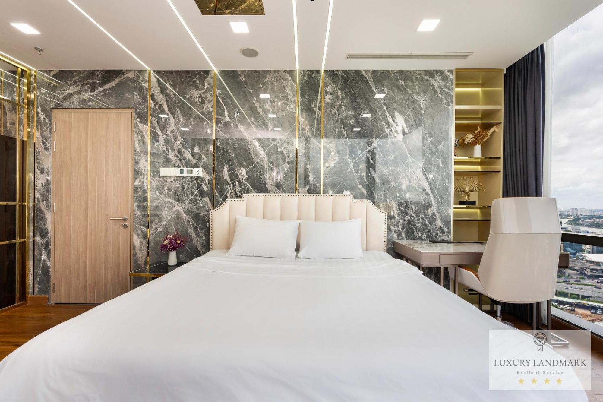 The Signature Landmark 81 - Vinhomes Central Binh Thanh Khách sạn hẻo lánh