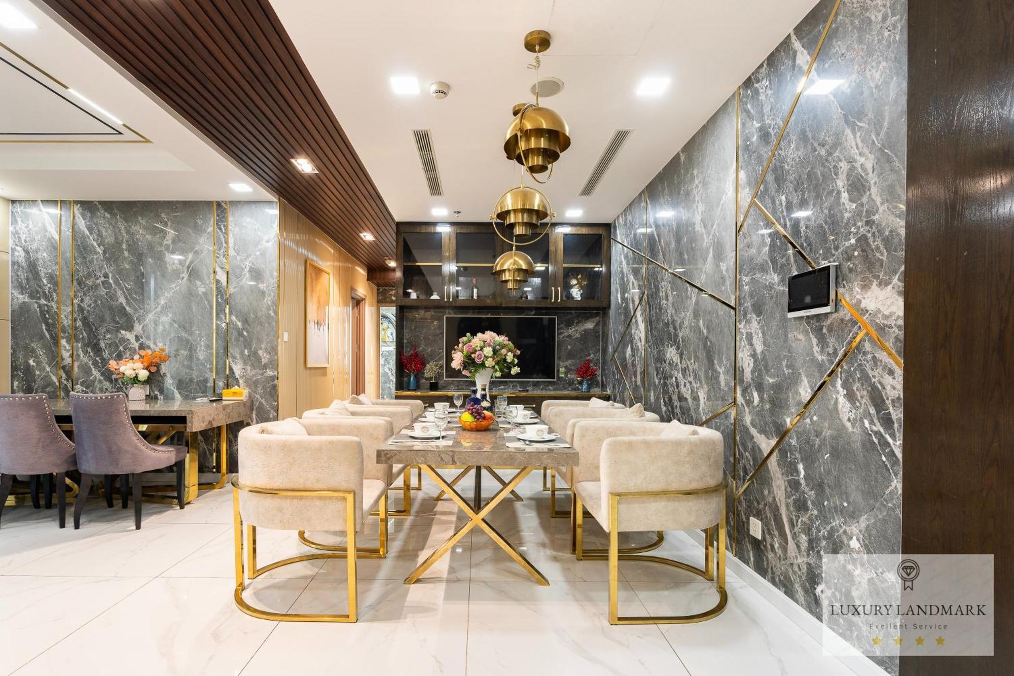 Khách sạn hẻo lánh The Signature Landmark 81 - Vinhomes Central Binh Thanh 4*