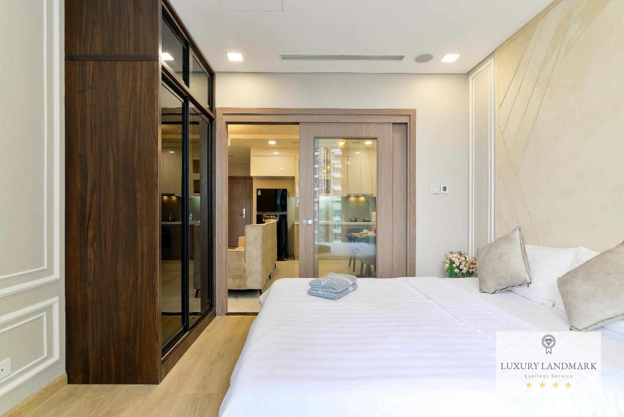 Khách sạn hẻo lánh The Signature Landmark 81 - Vinhomes Central Binh Thanh