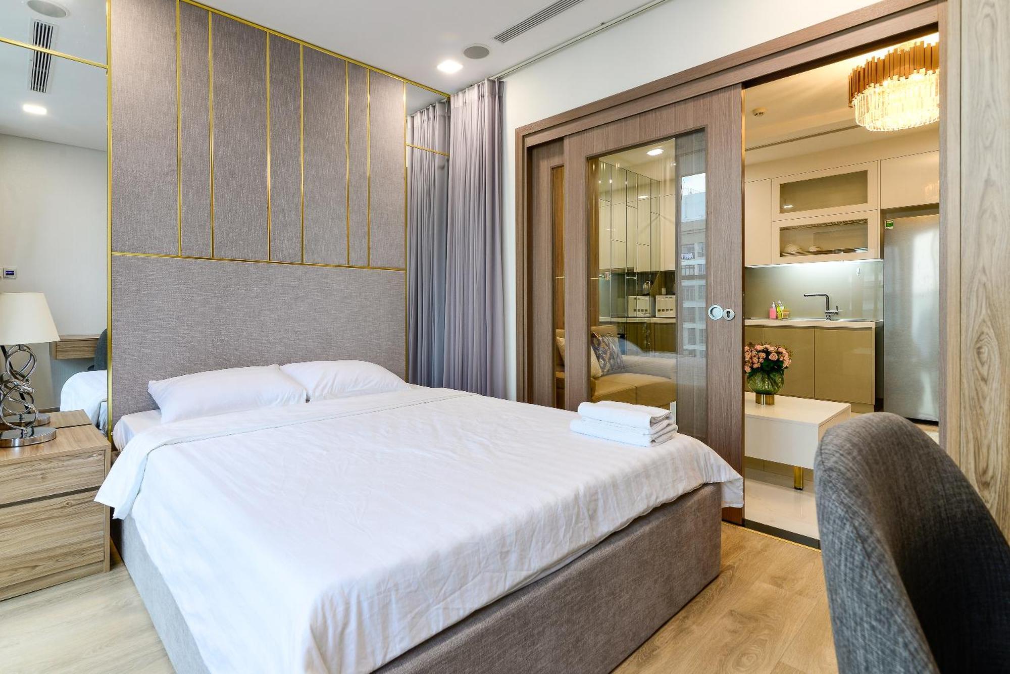 The Landmark 81 Resident Covent Garden Apartment