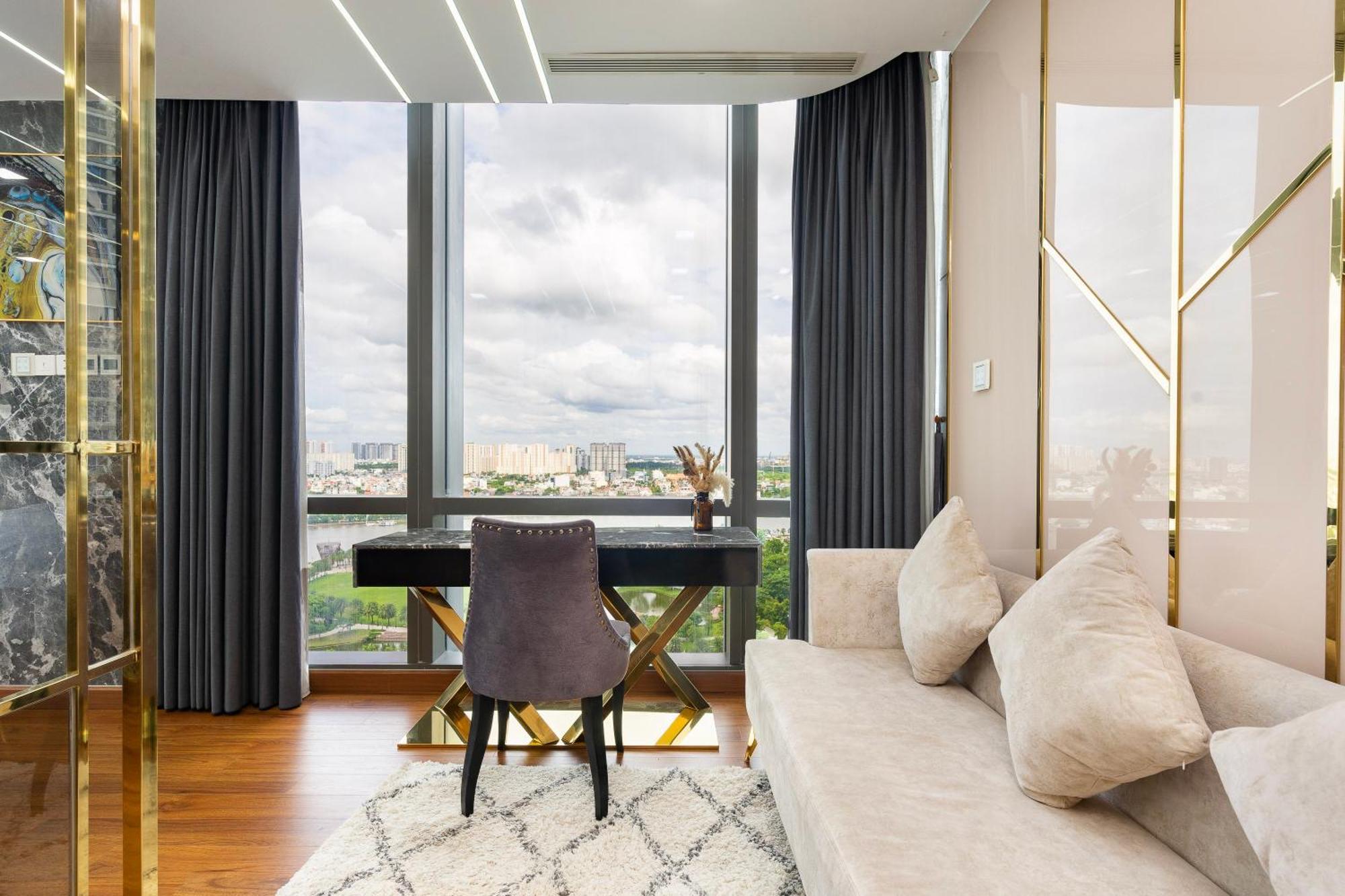 The Landmark 81 Resident Covent Garden Apartment *