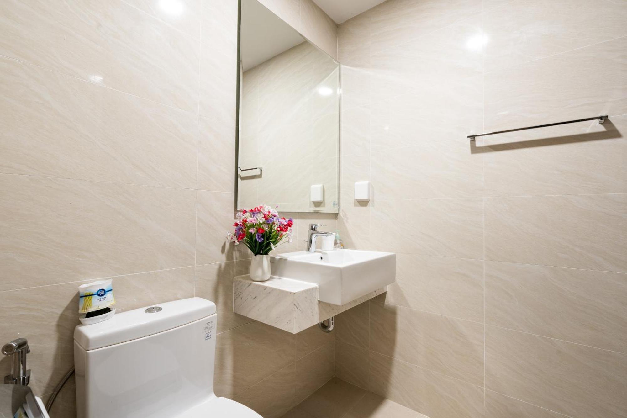 Saigon Royal - Simple Space - Hana *