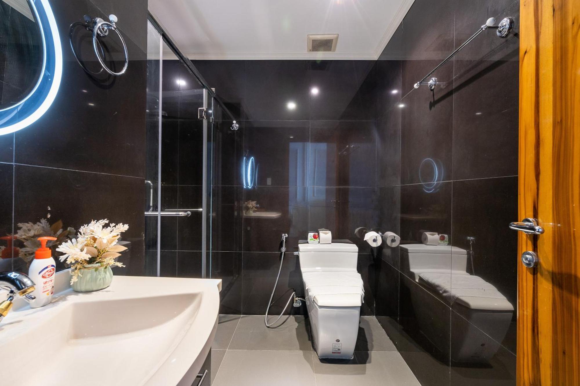 Leman Luxury 2br 3br For Rent In Ho Chi Minh City