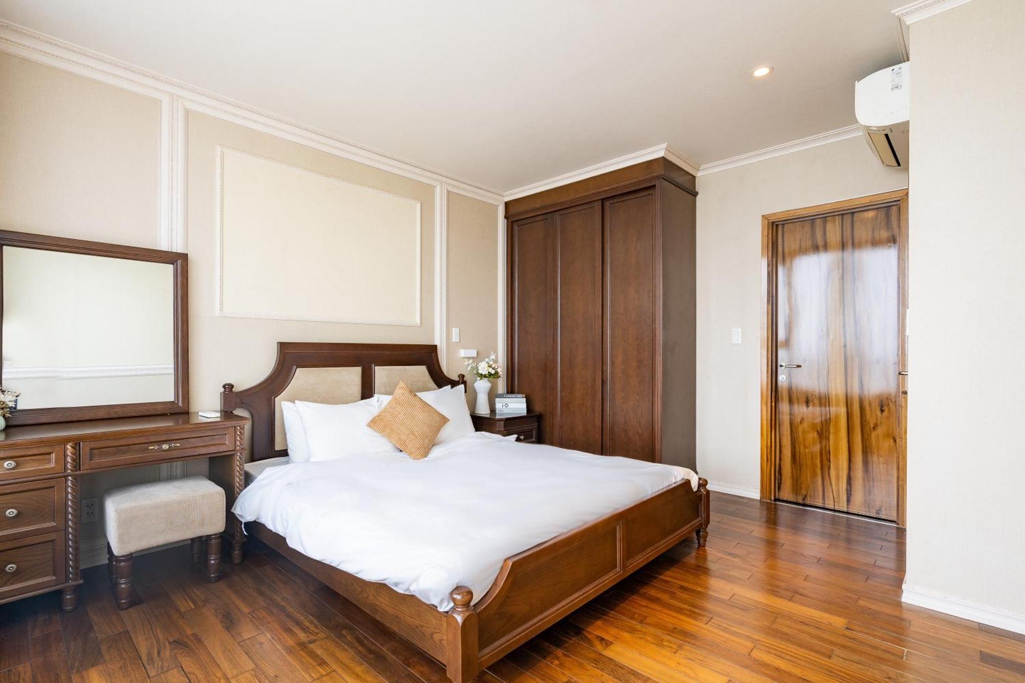 Leman Luxury 2br 3br For Rent In Aparthotel *