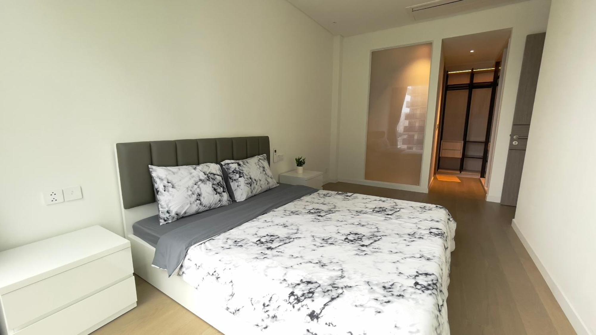 Apartment The Opera Luxury Furnished Apartment-the Metropole Thu Thiem