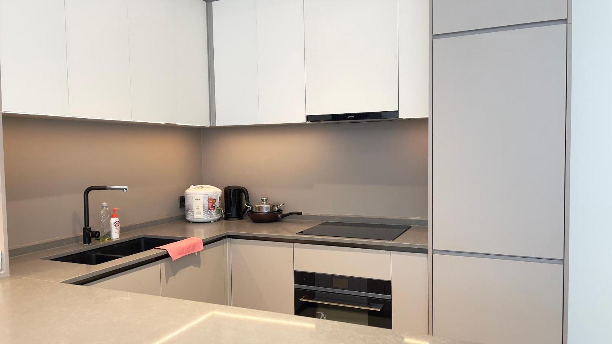 The Opera Luxury Furnished Apartment-the Metropole Thu Thiem Apartment *