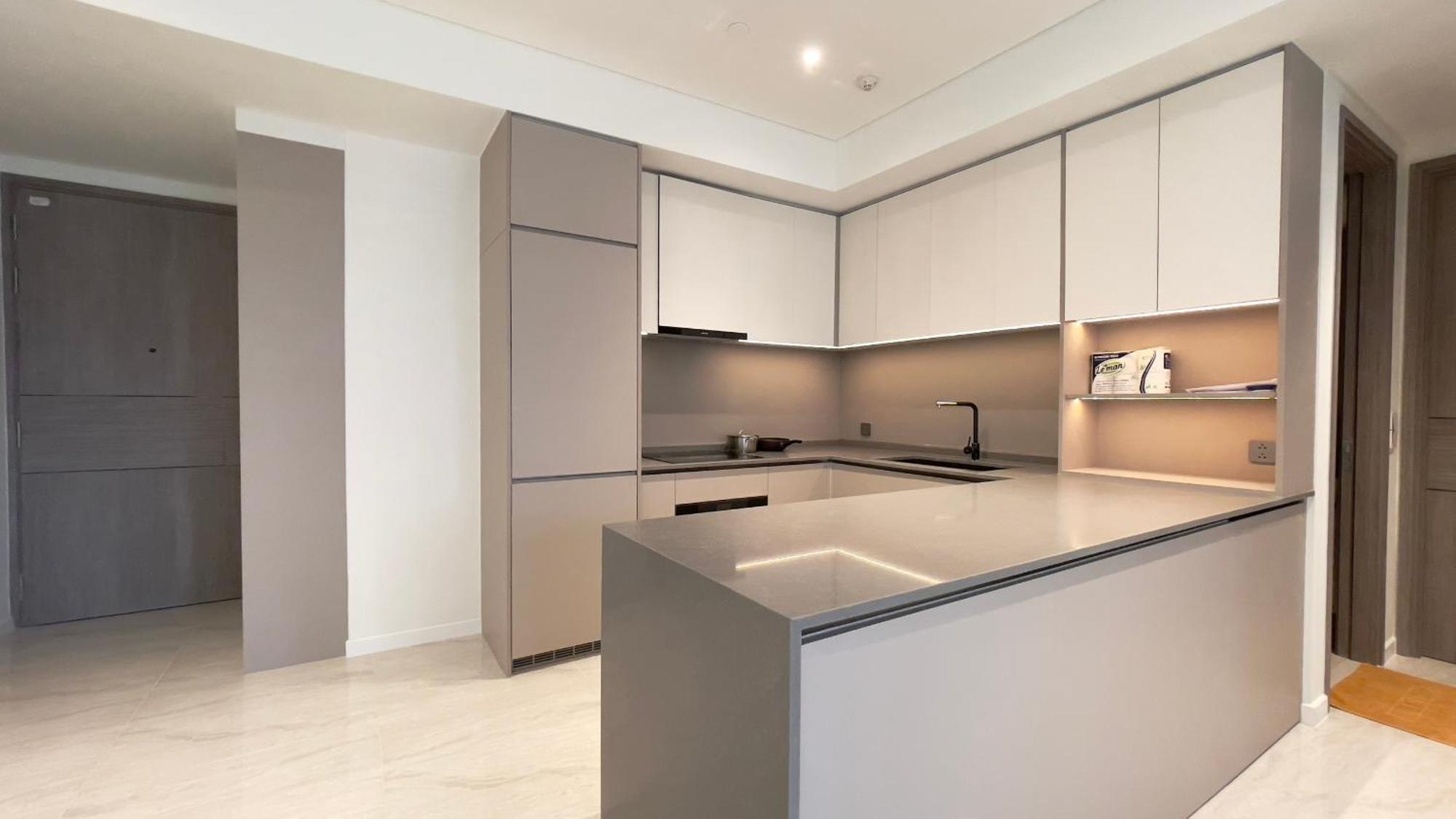 The Opera Luxury Furnished Apartment-the Metropole Thu Thiem