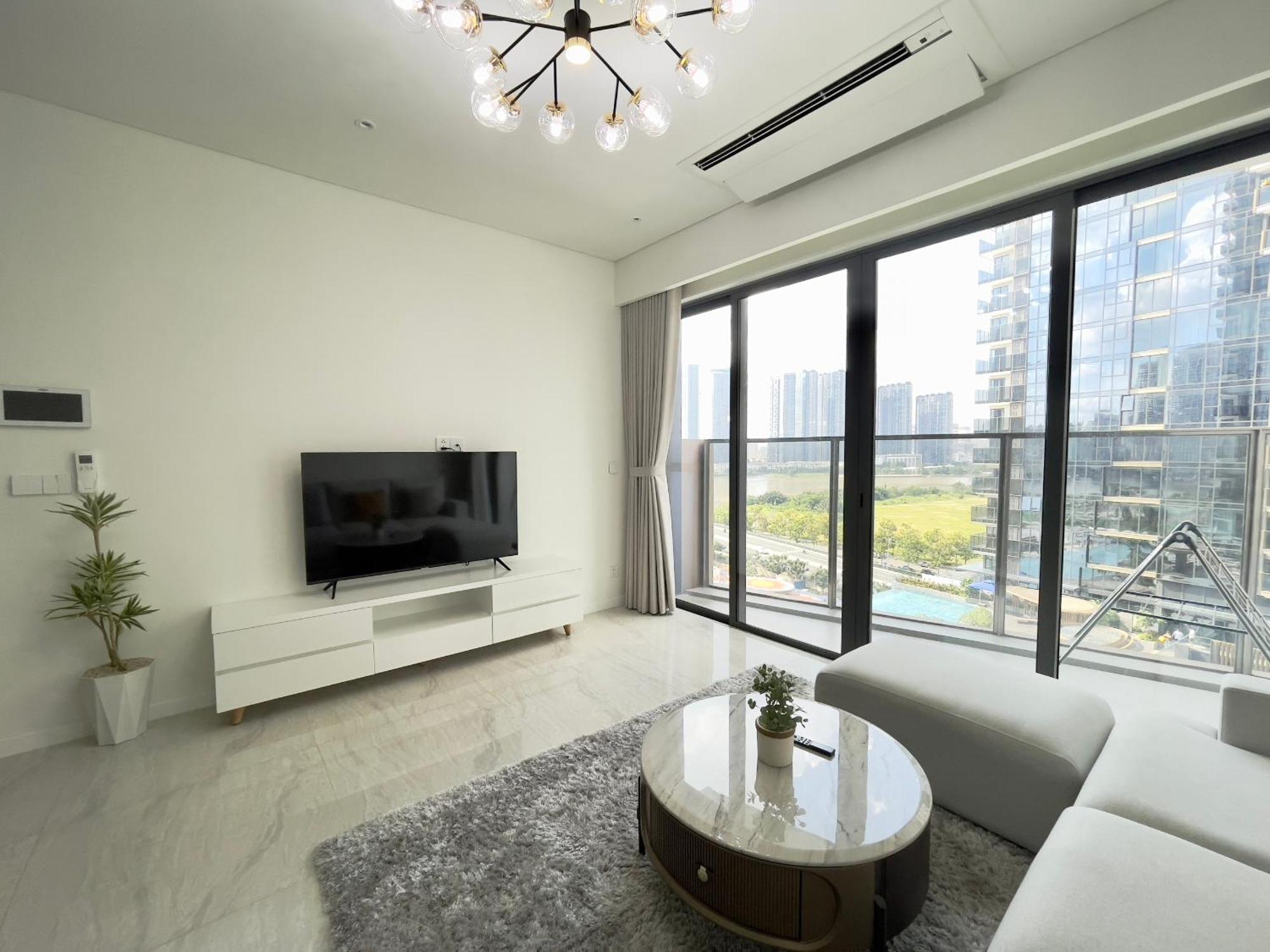 The Opera Luxury Furnished Apartment-the Metropole Thu Thiem Apartment