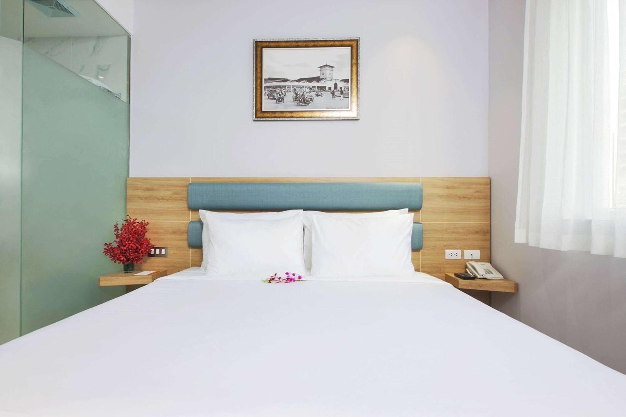 Hotel Ramada Encore By Wyndham Saigon D1 - Formerly M Boutique Saigon