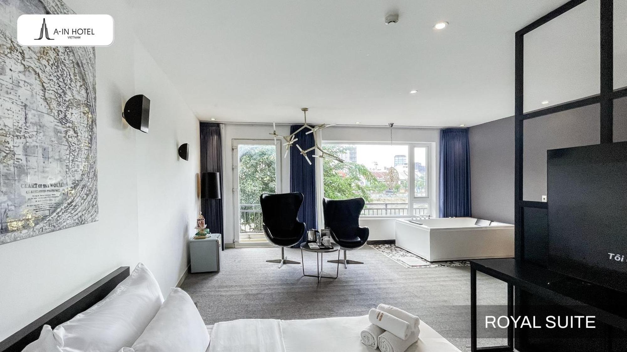 Hotel A In Riverside 2*