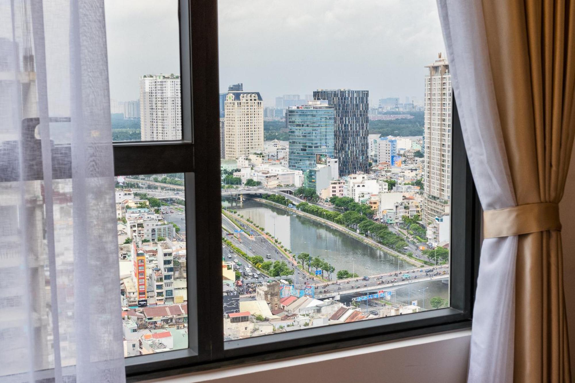Smile - Soho Balcony - Morden Comfortable 4* Ho Chi Minh City