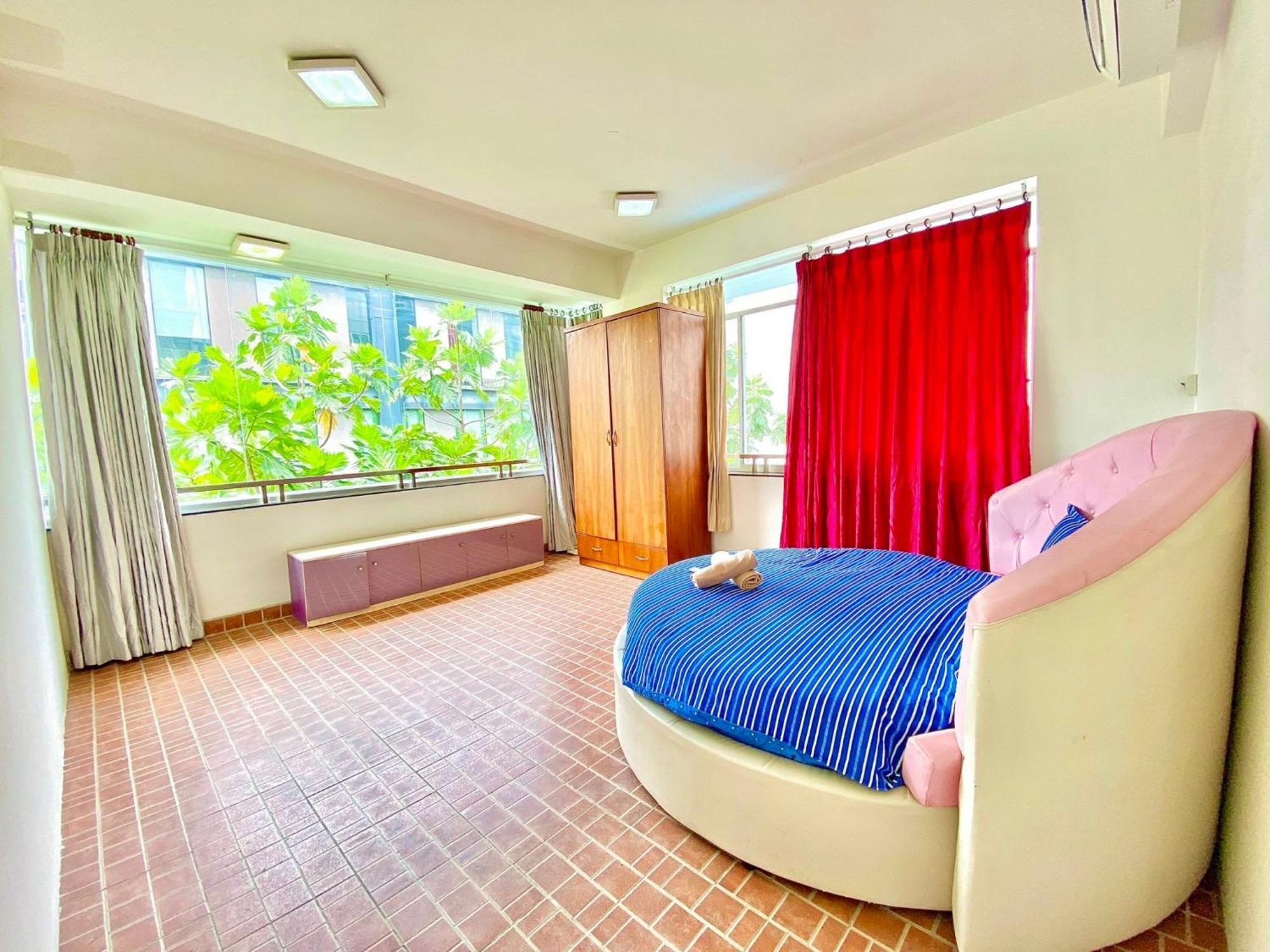Gem 215 - 6 Phong Ngu Lon, 8 Giuong, Ho Boi Lon, Trung Tam Thanh Pho Villa *