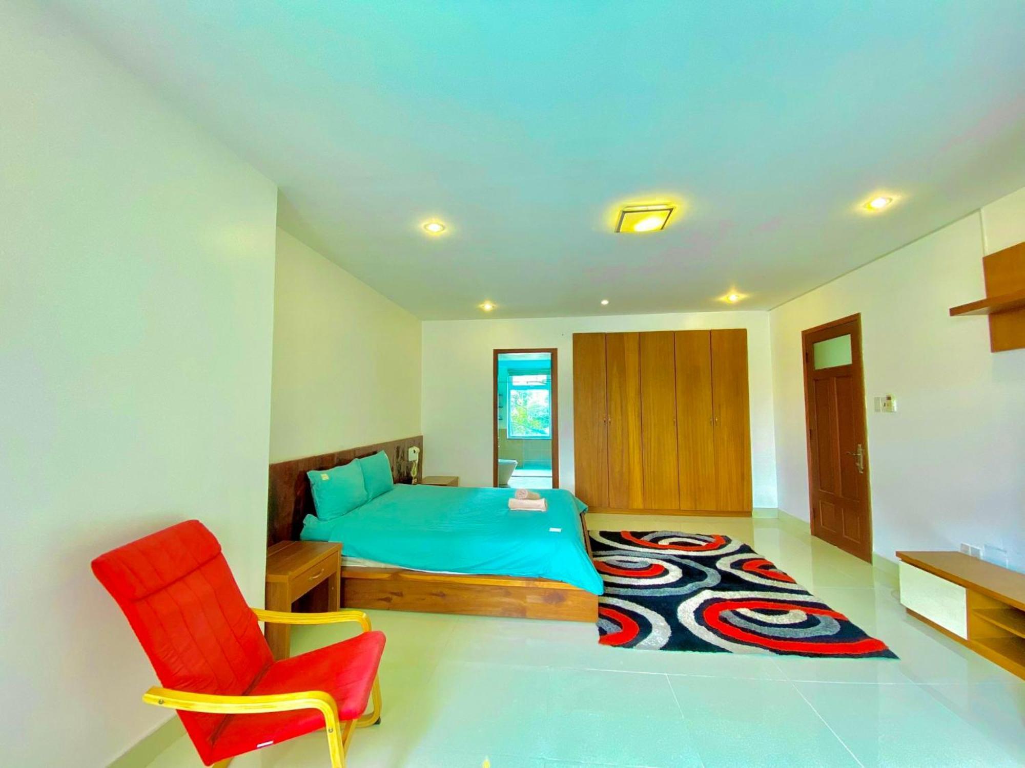 Villa Gem 215 - 6 Phong Ngu Lon, 8 Giuong, Ho Boi Lon, Trung Tam Thanh Pho