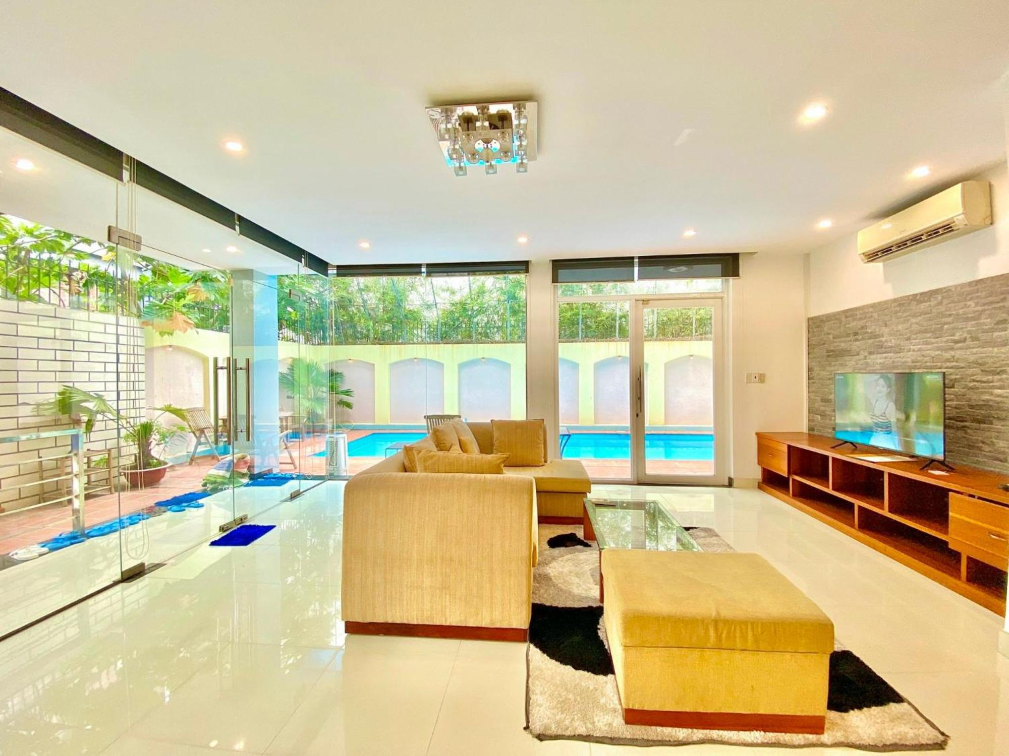 Villa Gem 215 - 6 Phong Ngu Lon, 8 Giuong, Ho Boi Lon, Trung Tam Thanh Pho *