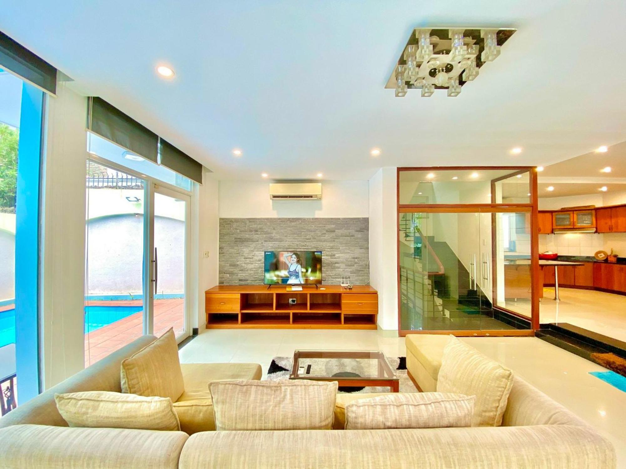 Gem 215 - 6 Phong Ngu Lon, 8 Giuong, Ho Boi Lon, Trung Tam Thanh Pho Villa Ho Chi Minh City