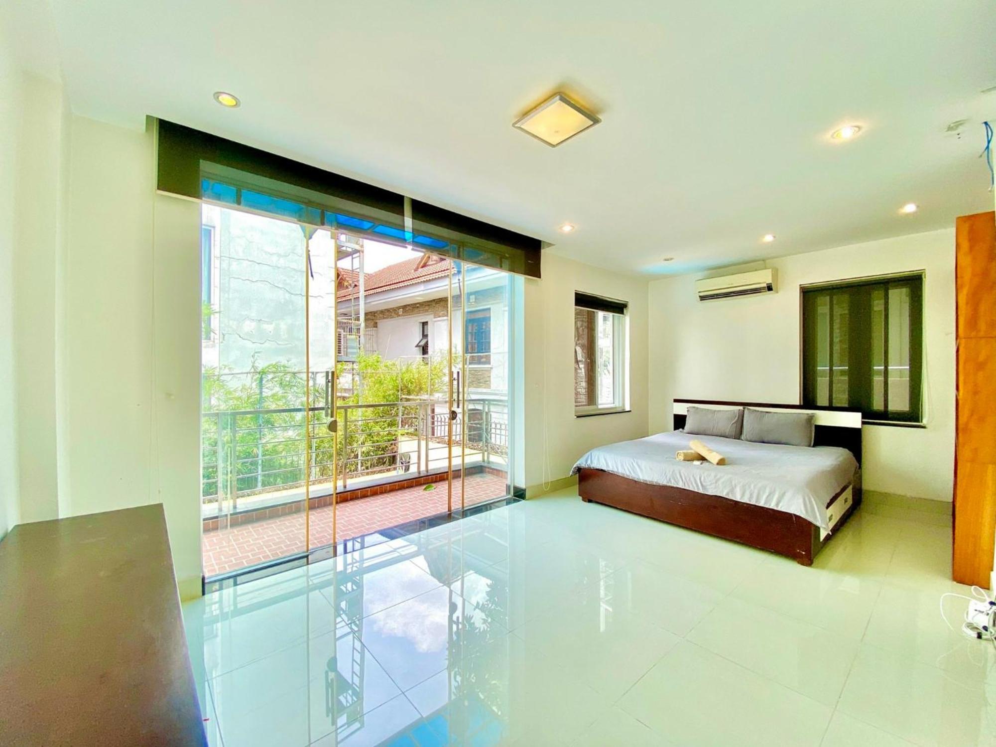 Gem 215 - 6 Phong Ngu Lon, 8 Giuong, Ho Boi Lon, Trung Tam Thanh Pho