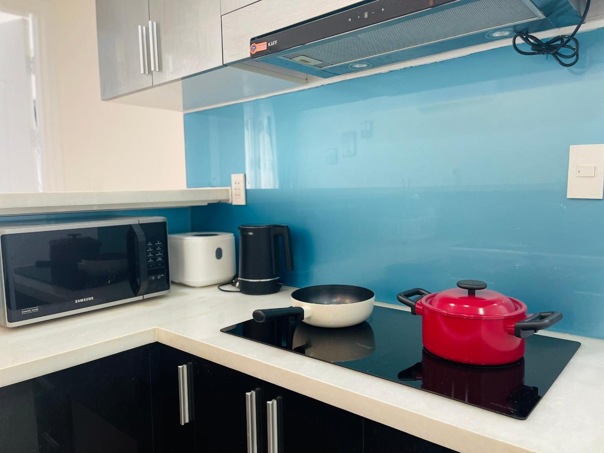 Secc Luxury 2-br Apartment, Scenic Valley, Saigon Exhibition And Convention Center, Fv Hospital, Phu My Hung District 7 * Ho Chi Minh City
