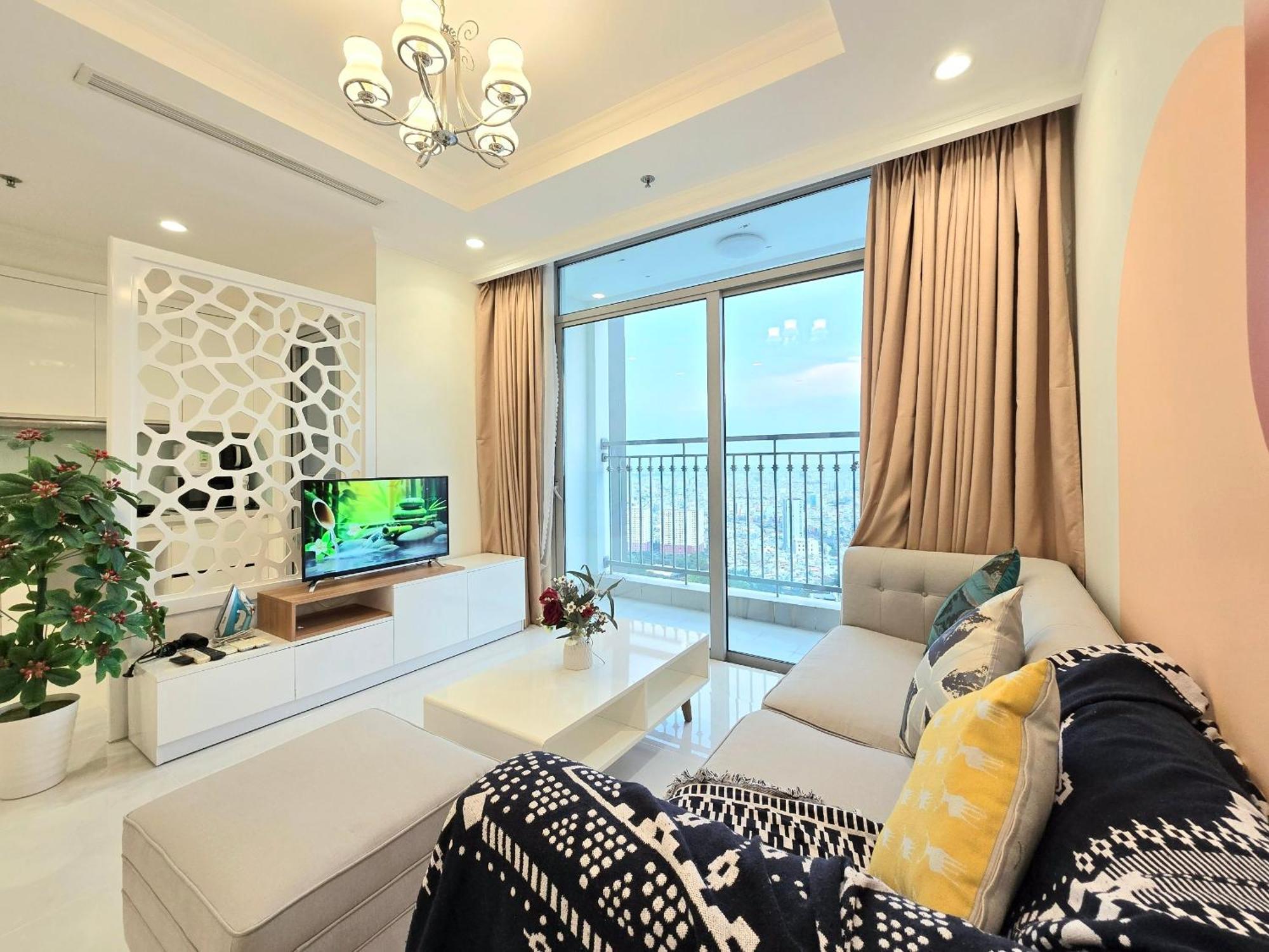 Vinhomes Park Premier * Ho Chi Minh City