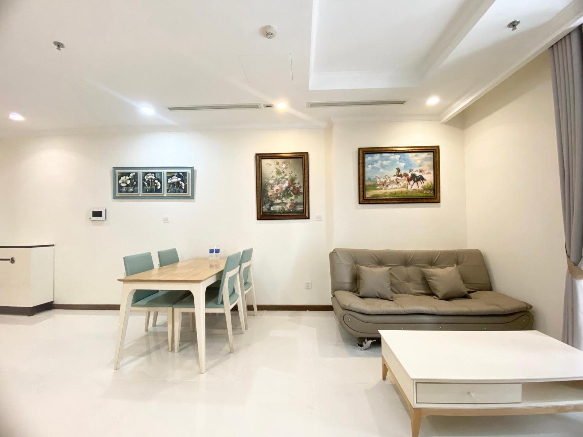 Vinhomes Park Premier