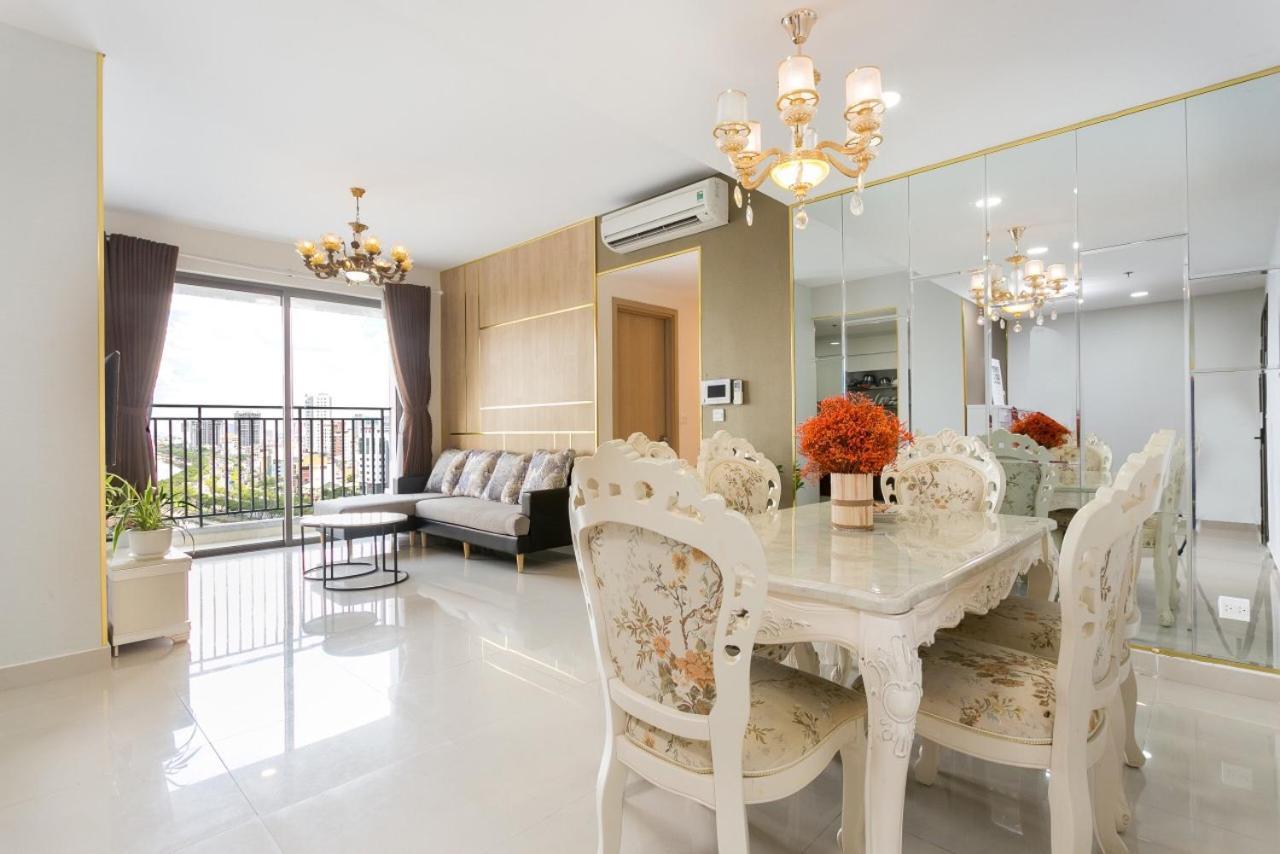 Lyn's Home-river Gate- Pool- Gym-pick Up *