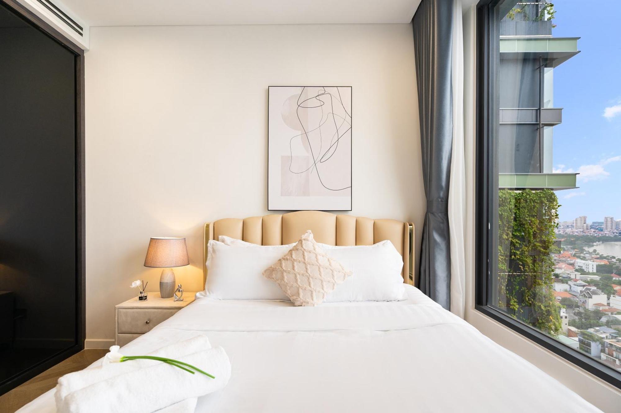 Lumiere Riverside Condotel By Meli Apartment *
