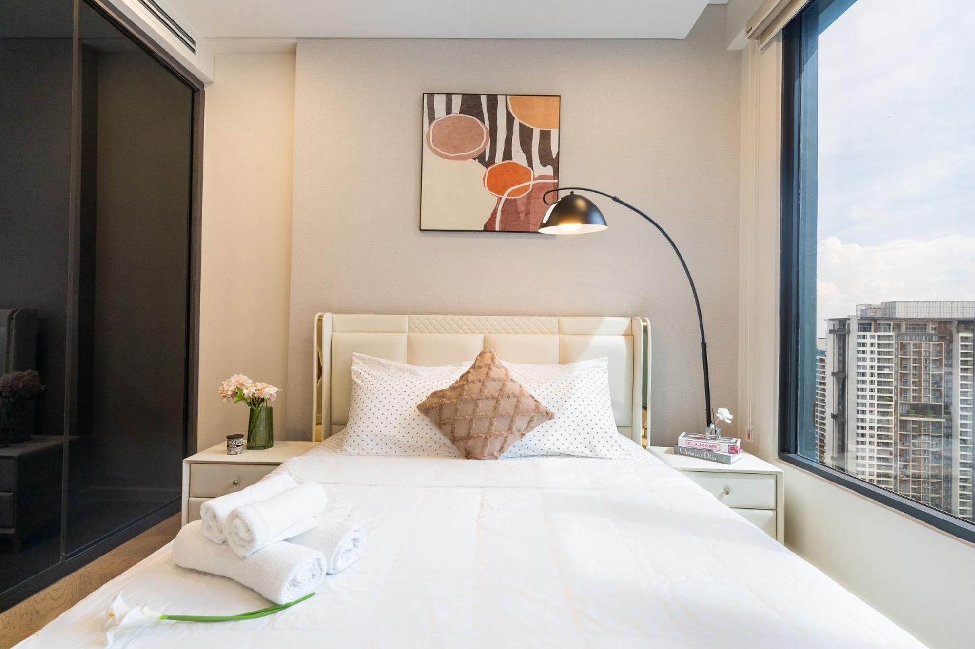 Lumiere Riverside Condotel By Meli *
