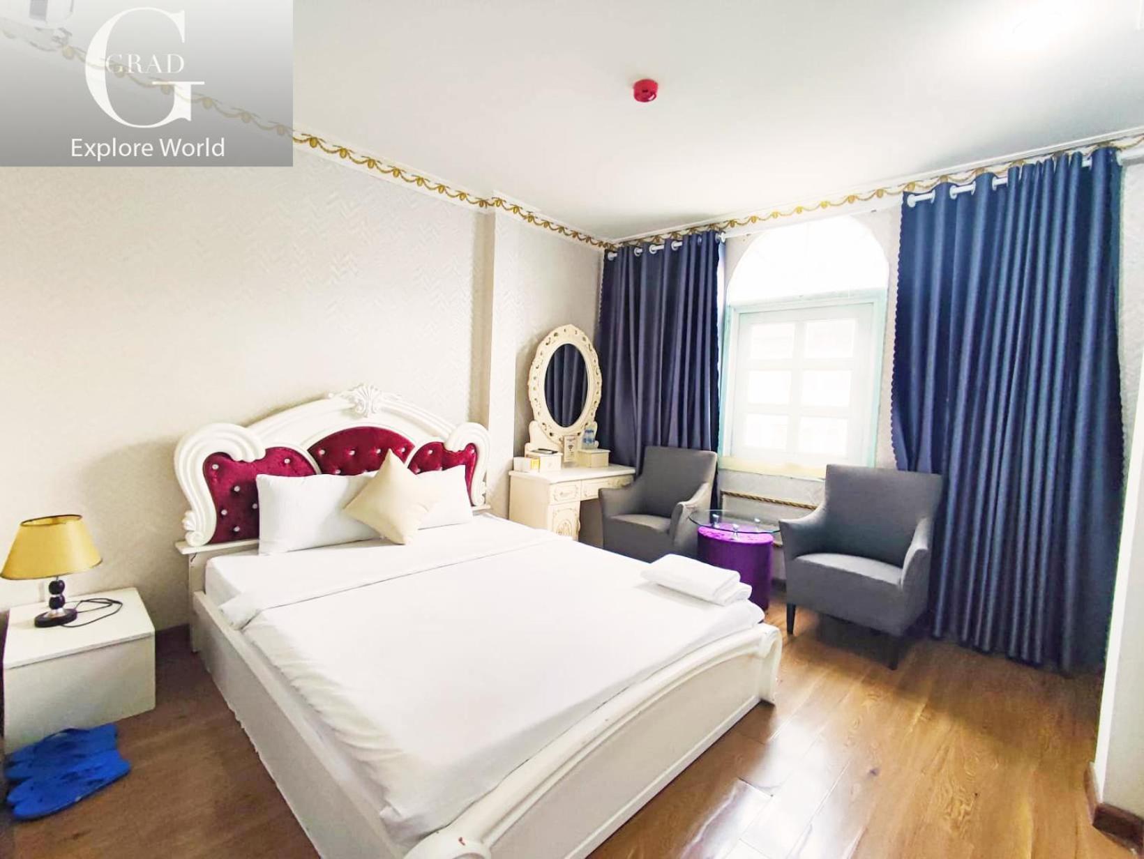 Khách sạn Grad Crowne - Bui Vien