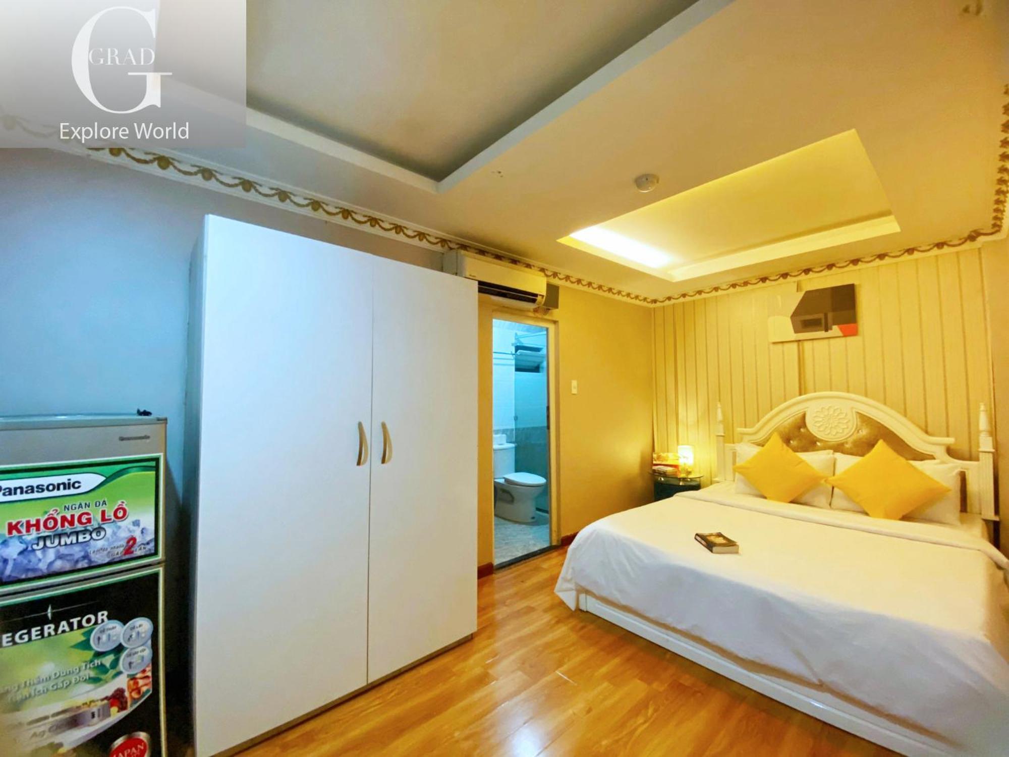 Grad Crowne - Bui Vien Khách sạn TP. Hồ Chí Minh
